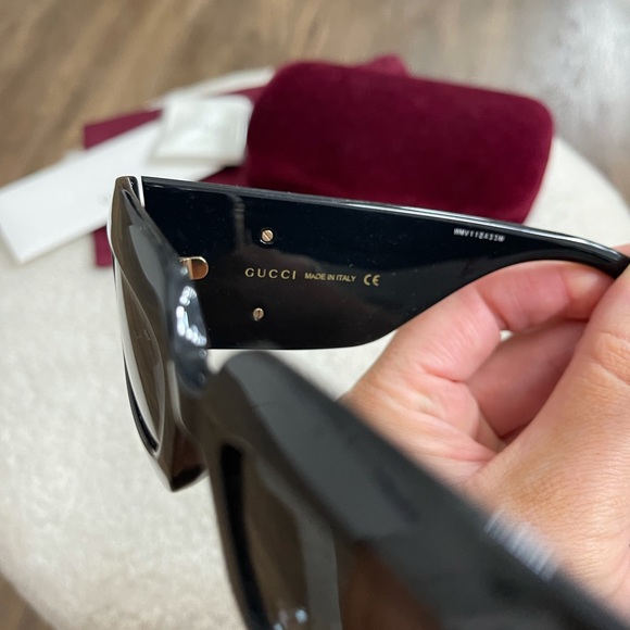 Gucci sunglasses - Picture 3 of 5